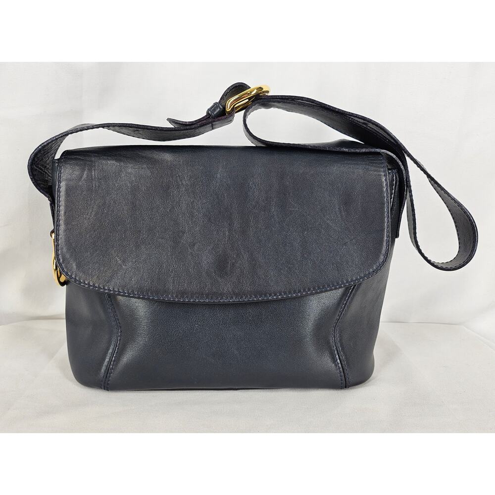 Lancel / Classic Navy Leather Shoulder Bag